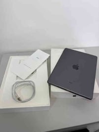 ايباد 7 ذاكرة 32 نضيف بدووون عطل او تصليح ولا مفتوح جهاز   مع الملحقات...