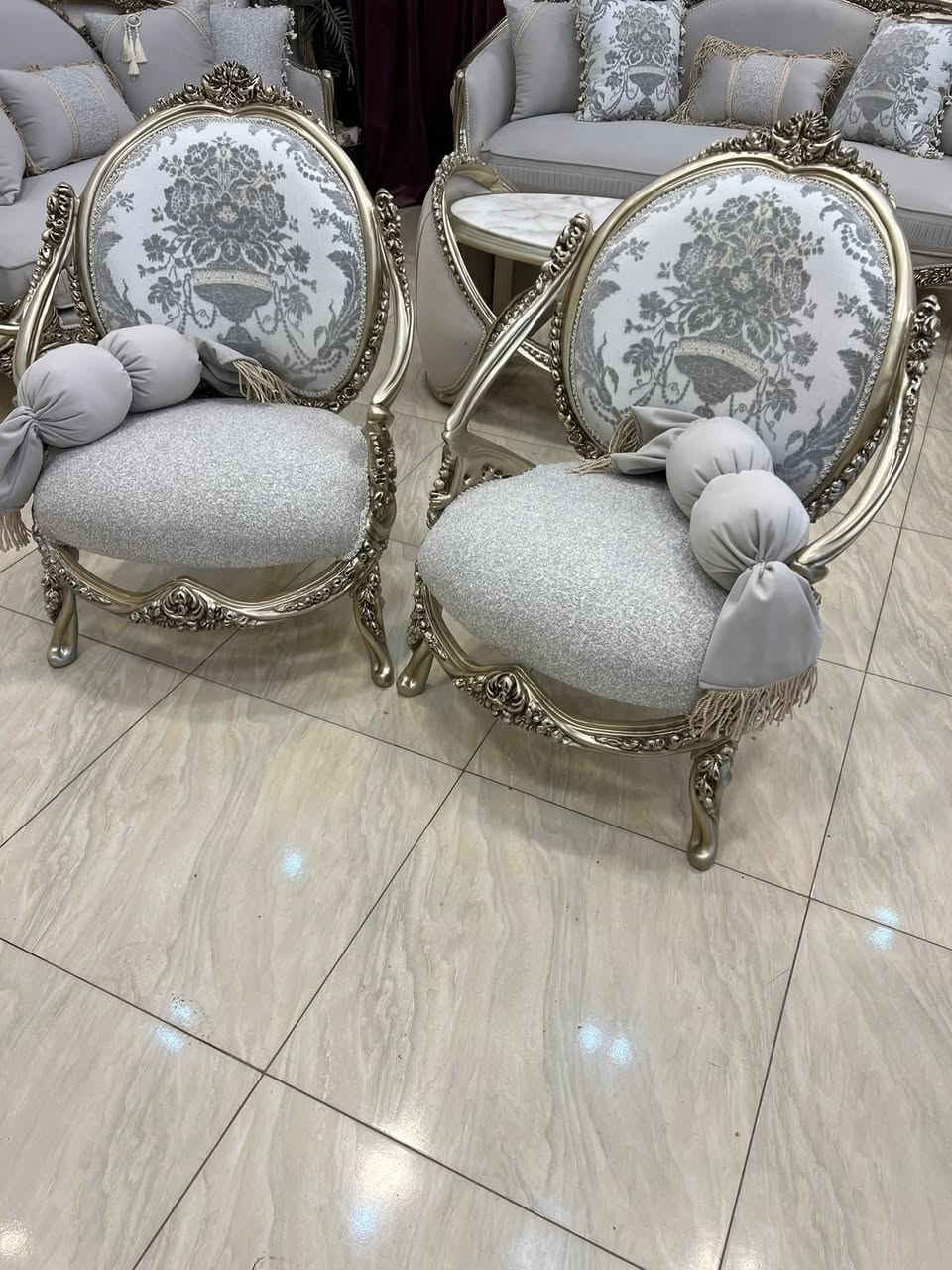 تخم مصرى زان دمياطي جديد غير مستخدم 10مقعد مع سيت طبالي


**إذا كنت صاحب هذا الإعلان وتريد حذفه لأي سبب، رجاءا أرسل رسالة إلى الدعم الفني**