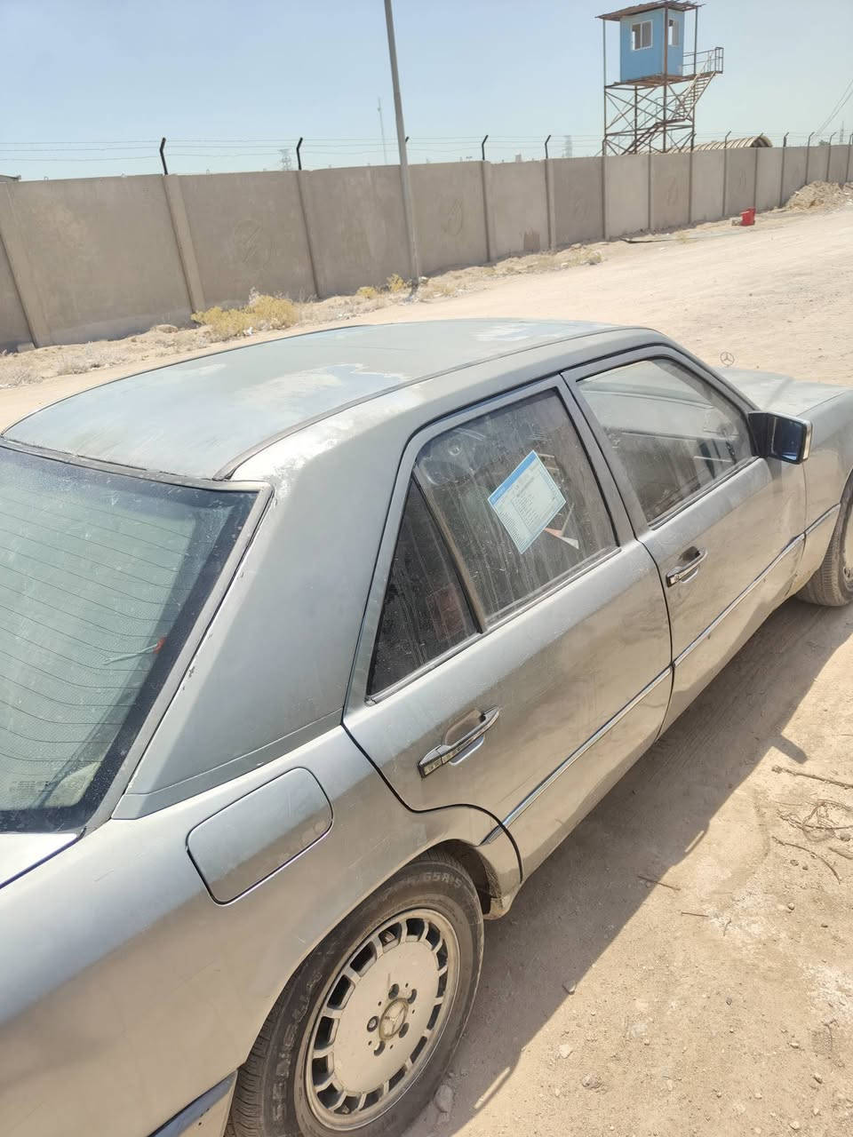 مارسدس دب مكينه وكير ديلكو تبريد ثلج مكينه جديده عوزها لايت ودعاميه 
الكير بي مشكله  بس البك ما يجي مرات يجي
قاعدة دبل وحده مصلحه مداور ثاني يوم  السعر 27
***********
