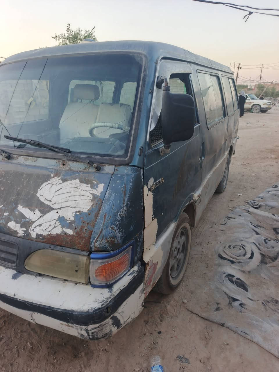 السلام عليكم بسته للبيع موديل 1995 مصفره سياره جاهزه راعيه يمي بل نجف السنويه ساقطه بل 19 السعر 28 وبيه مجال مكاني نجف ***********
