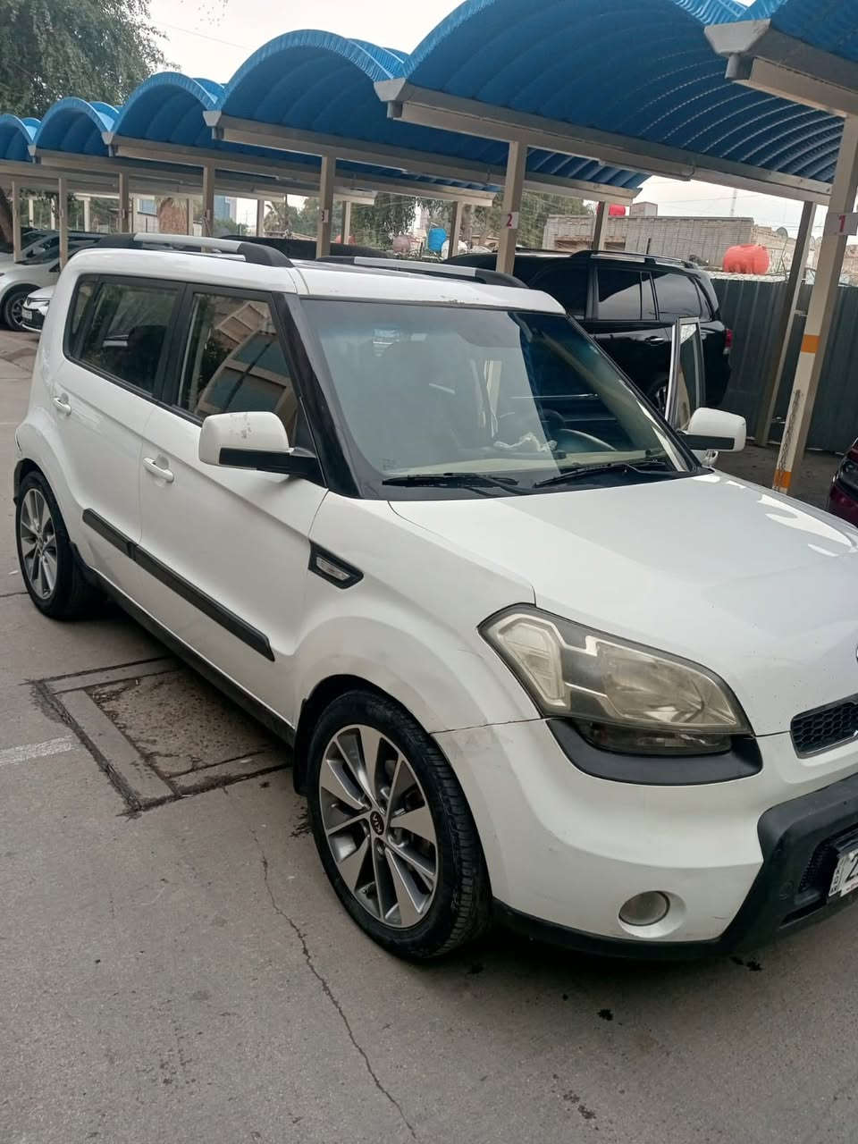 السلام عليكم 
كيا صول موديل ٢٠١١ خليجي 
محرك ١٦٠٠ 
رقم سليمانية 
السعر ٩٠ 
المكان بغداد مجمع الصالحية 
لمعرفة باقي التفاصيل التواصل مع صاحب السيارة 
***********
ابو رزان
