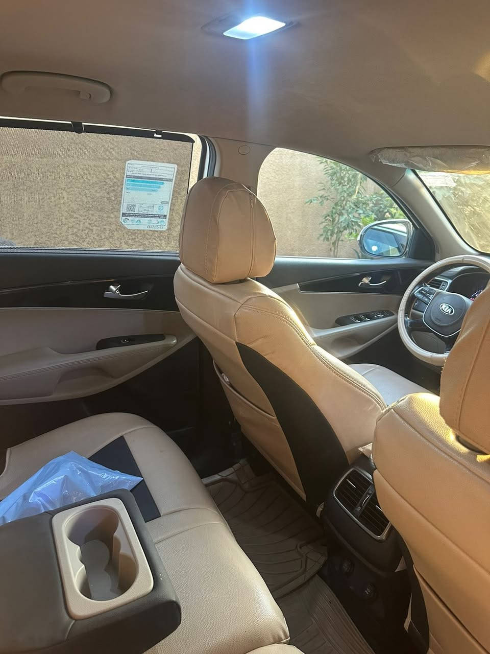 سلام عليكم للبيع فقط   رقم بغداد خليجي السونارموجود  مواصفات.            
بصمه تشغيل
كشن كهربائي متحرك 
مري شفط 
اشاير بالمري 
جنطه كهرباء
سبير مانازل 
6 سلندر 
7 راكب
3قطع تبريد 
ماشيه 9الف 
السعر خاص 
***********
