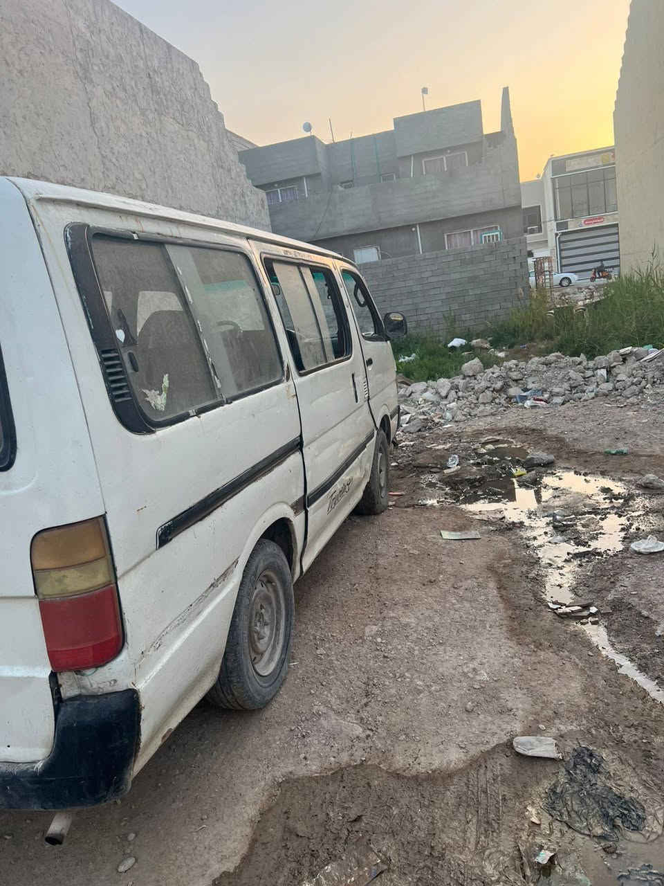 بوز موديل 96 كير ومكينه ونجي خير من الله صاحبهه ماندله اتكفل سرقه وعشاير ،،العسر 16$انتصل ***********
