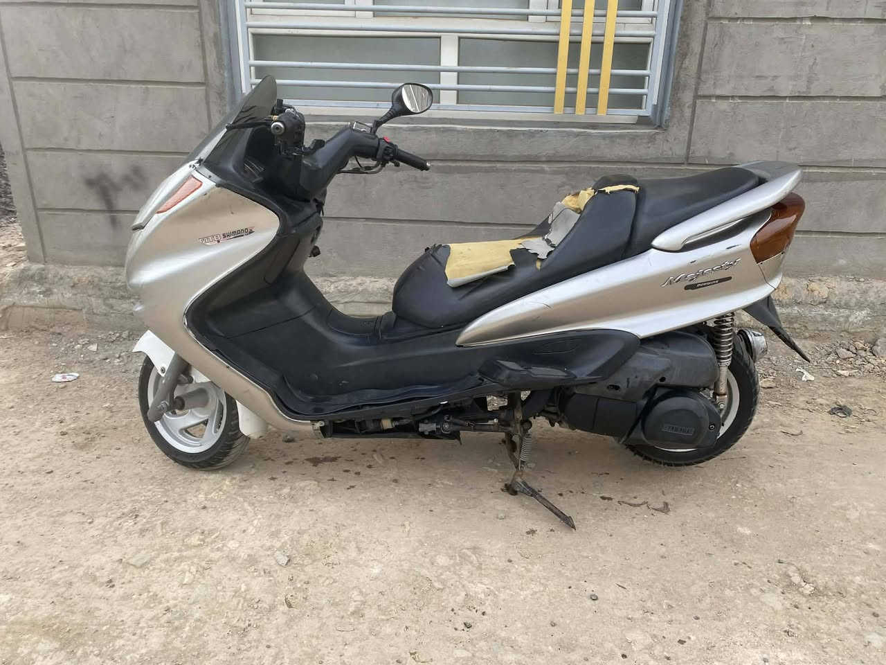 سلام عليكم دراجه البيع ماجسته شوفت عينك دراجه نضيفه وحلوه عوزه بس دوشمه الكشن وكلوبات مال اشاير الشراي بي خير ويدلل لا تبخير ولا تنقيص  ولا نضيح مكاني كربلاء طوريج بيع وترهم مراوس اشعدك نزل بل تعليقات سعره 400 رقمي ***********
