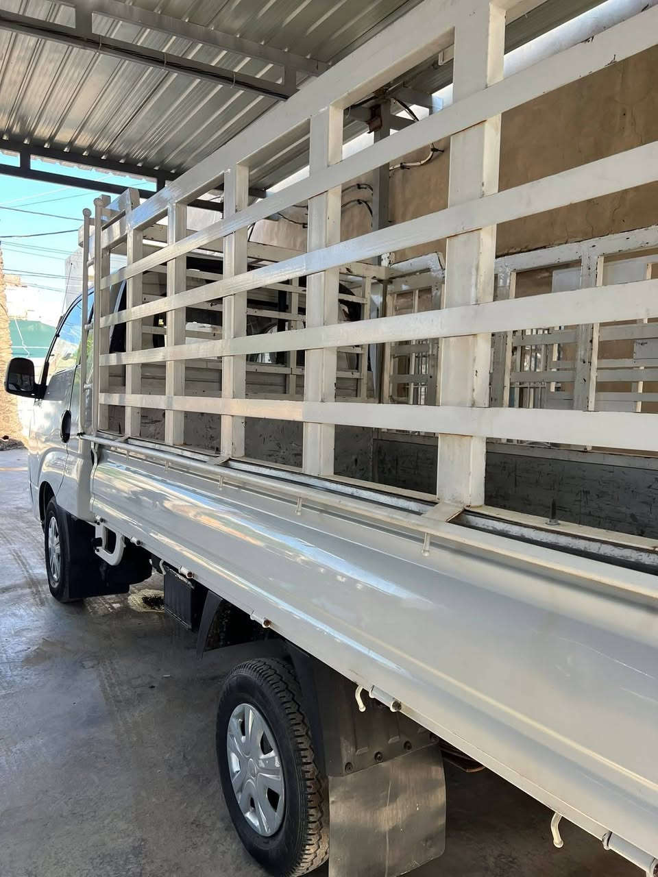 كيا بكو 2018
رقم ديالى انكليزي سياره شرط الفحص والسونار 
وشرط المحرك والكير والشاصي 
وشرط التحويل سنويه جديده 
لاستفسار اتصل 
***********
