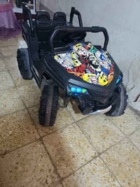 للبيع سيارة اطفال شحن - باغي سبورت  نضيفة وشغالة  🔋 بطارية 12 فولت - ت...
