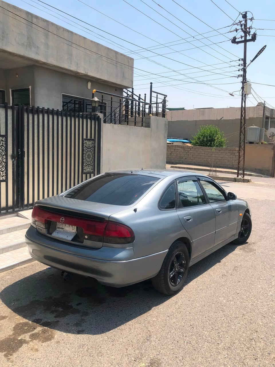 ئەم مازدەیە بۆڤرۆشتن ئارم سەنەوی ئارم هەولئر بەشەرت
پئشو پشتی کەپسە بئلئدران لئدران برانوە بەشەرت

گئرو مەکینەو کارەبای بەشەرت جرپەی تئدانیە

٤جام کارەبای سلایت. بەنزین زۆر کەم دەخوات

سیارکە هەیکەلو ناوداخلی نمونەیە لەجوانی 

تەحمیر حامە ١دینار مەسرەڤی نیە تندو تۆلی بەشەرت

شوین شەقلاوە.  سعری ٣٣محاملکی کەم.  

***********
