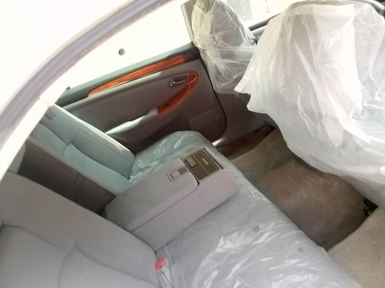 شاهينه للبيع متوم طبق الاصل بيها كصه جنطه شاصيها ماعرفه شكد رايدها ب ٥٠ وبيها مجال بسيط  الي يحب يتواصل واتساب. ***********
