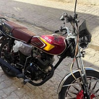 مكاني شعله • كولمبو سريلانكا • موتوسيكل