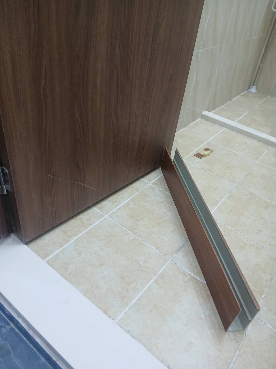 ضياء صباغ الباب 15الف***********
