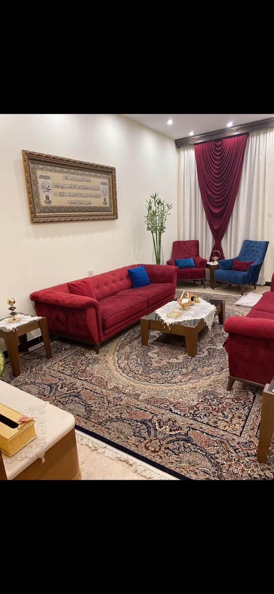 السلام عليكم للبيع قنفات وميز بلازما وستائر ٨٠٠ بي مجال بسيط مكاني الشعب حي تجار


**إذا كنت صاحب هذا الإعلان وتريد حذفه لأي سبب، رجاءا أرسل رسالة إلى الدعم الفني**