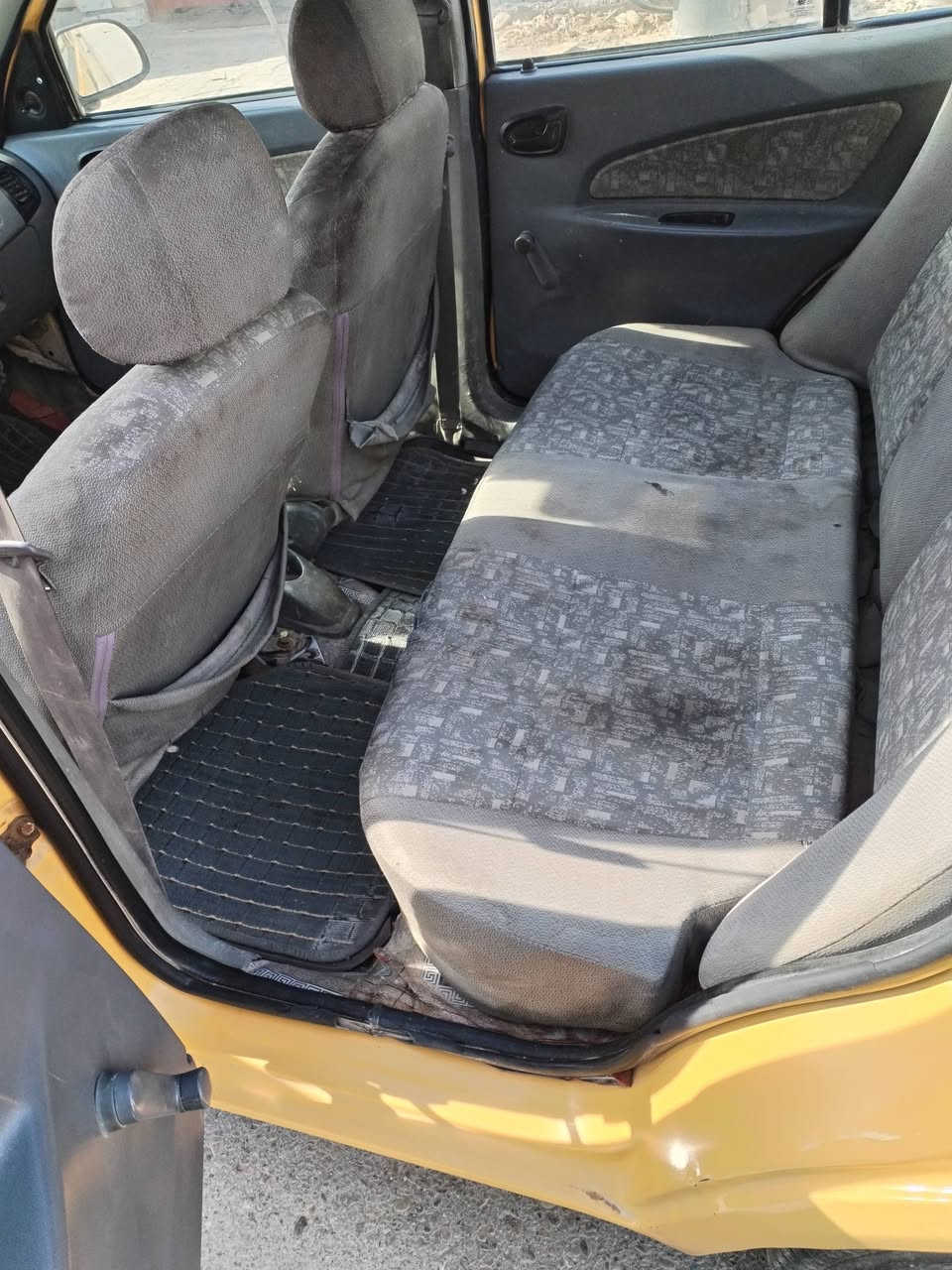 سياره للبيع مصفره هيه سياره جازه كله شغال كهربائيات تحويل ثاني يوم مكانه كوت التفاصيل على الرقم ***********  ملاحظه غير متواجد على الفيس بوك
