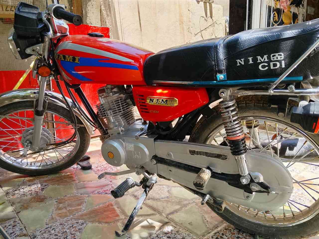 للبيع دراجه نامه امتياز موديل 2027 السعر 650بيه مجال حك الجيه رقم ***********

