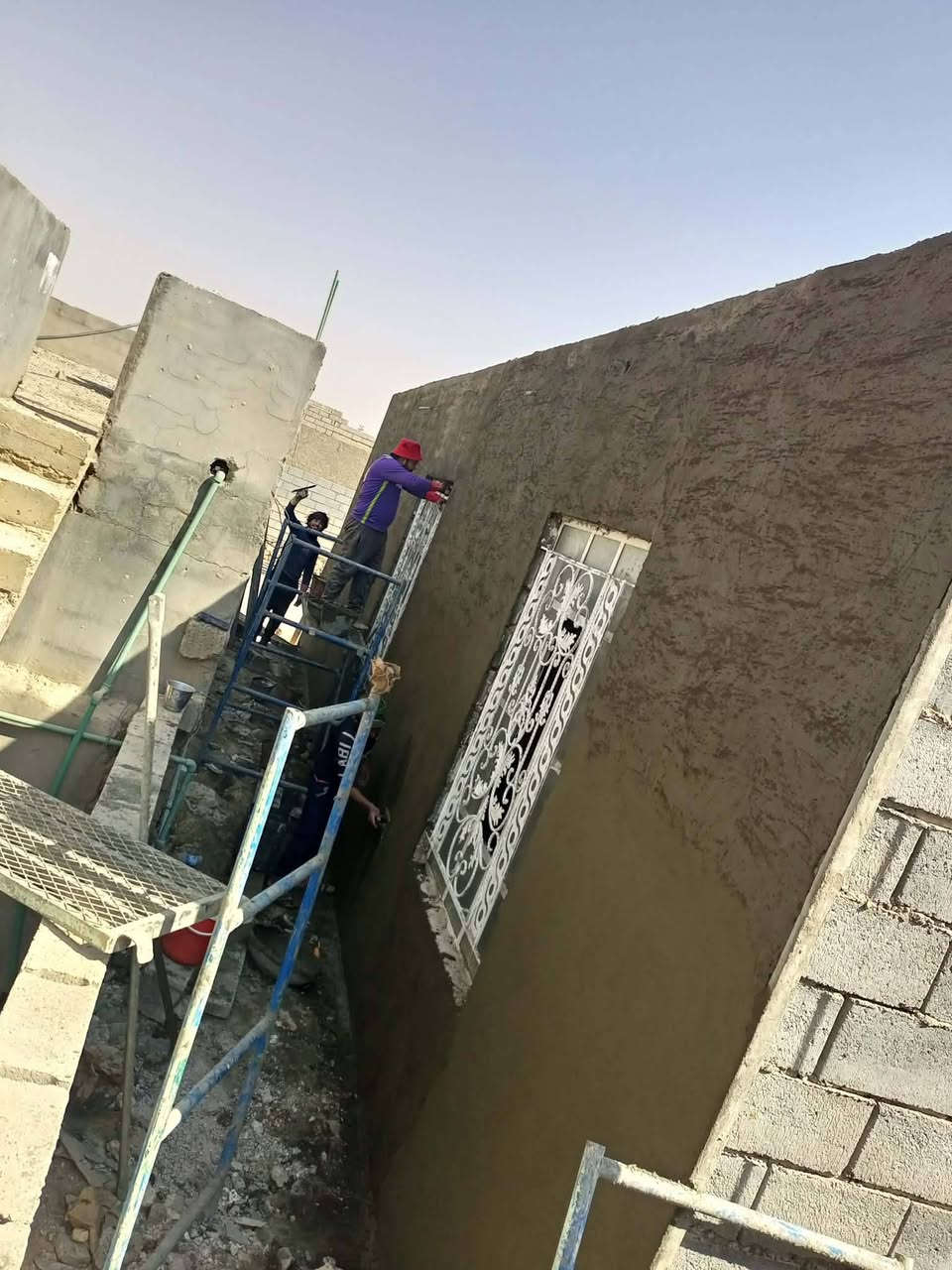 السلام عليكم كادر عمل لبخ بناء بلوك حجر اسعار مناسبه
للتصال 
***********
***********
