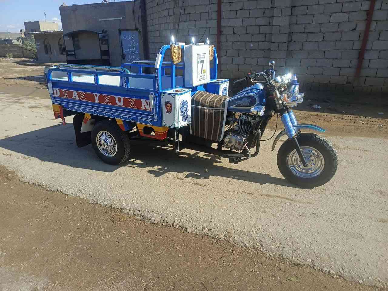 السلام عليكم ستوته للبيع دايون موديل 14 ماكينه 18 اوراق اصولي الستوته مقفوله كفالهم نقره سلف ته جاهزه ما بها اي نقص العنوان بابل الشوملي السعر مليون و 200 بها مجال قليل للشراي ***********///***********7
