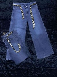 ملابس • قطع روعة • للبيع