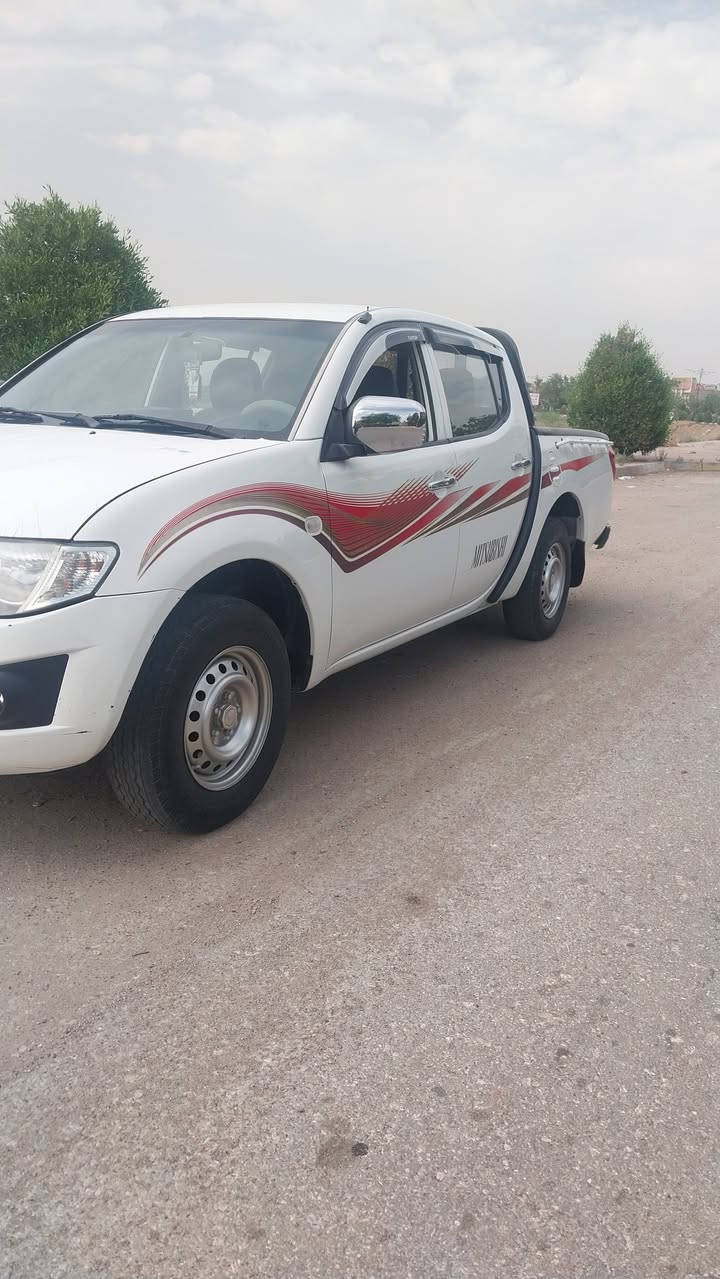 مسيبوشي 2011 بغداد الانكليزي محسن مكفولة من الصبغ والتبديل مشروع وطني سنوية مجدده ميكانيك جديد صدر جديد كهربائيات كلها شغاله تبريد شغال جام كهرباء تخم تاير باتري جديد جاهزة من كلشي شاشة وكاميرا مدوشمة ارضيه وكشنات سنتر لوك شغال 
#العنوان_ديالى_بعقوبة 
***********
