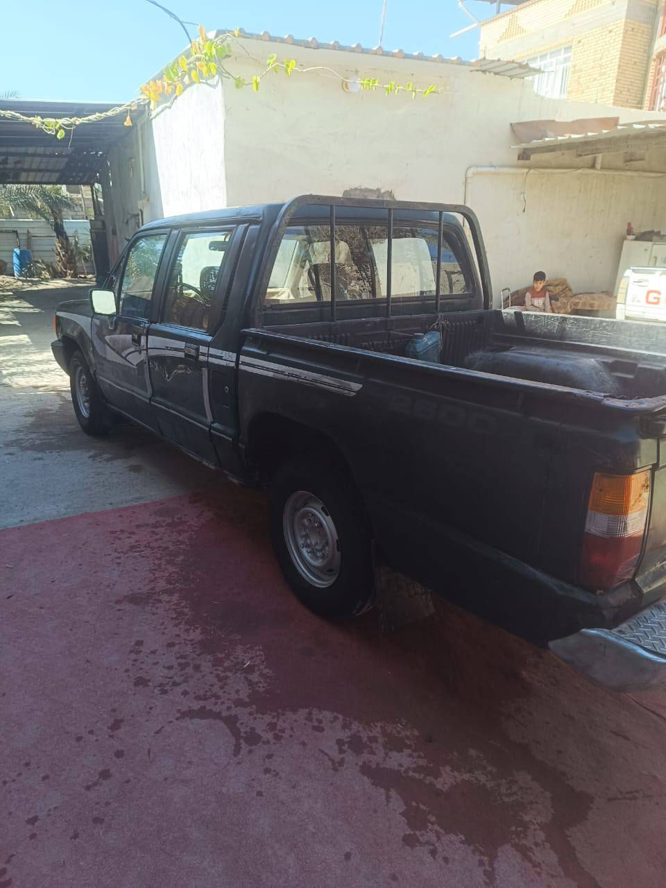 مستوبيشي للبيع موديل 96 مكينه ثري واي اوتوماتيك سنويه الئ27 السعر 36 وبيه مجال السياره جاهزه العنوان بصره قرنه بني منصور الرقم الهاتف ***********
