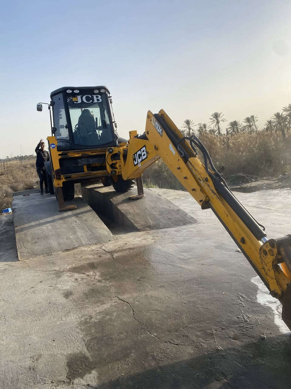 جيسبي للبيع فول مواصفات 2013   ***********
