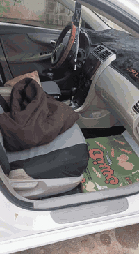 سياره كورلا 2010 الضرر بل جاملغ الوره اليمنه التفاصيل اتصال علا رقم 07...