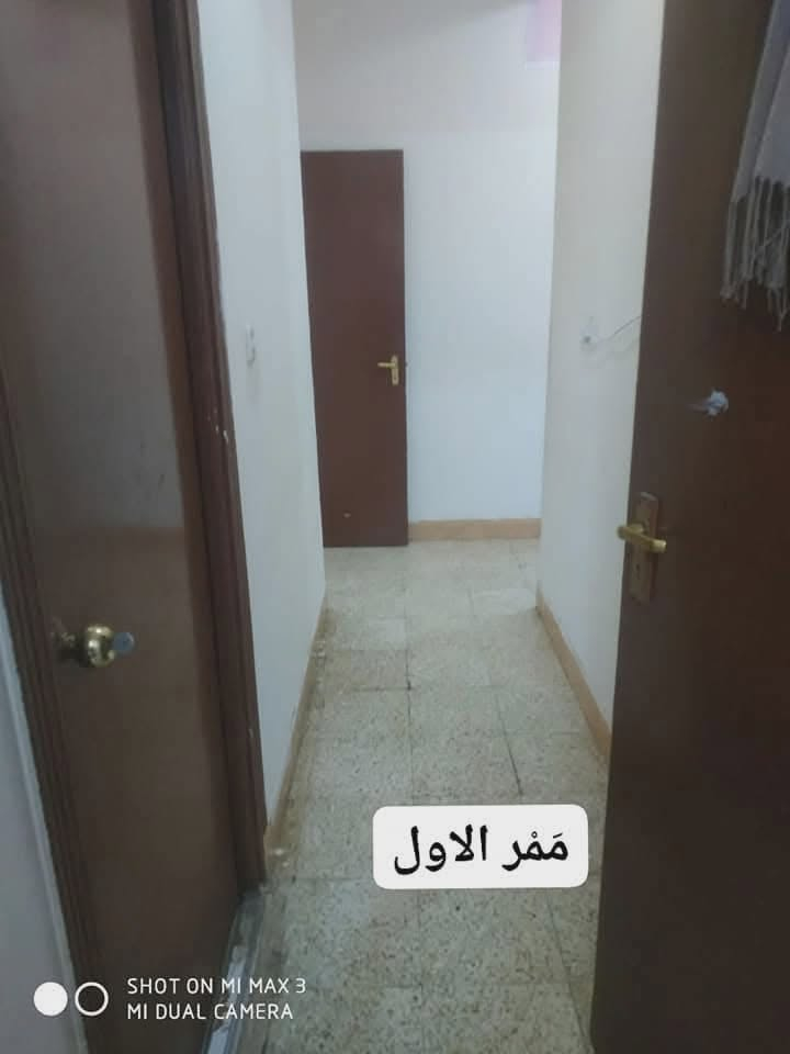 شقة طابق ارضي للبيع
في مجمع الحيدرية السكني
مقابل مستشفئ التركي في كربلاء /الحر
موقعها قريب من بوابة الدخول
المساحة الكلية ٨٠ م مربع
تتوفر جميع الخدمات داخل المجمع
وتتكون من الملحقات التالية والمصورة
للأستفسار الأتصال بالأرقام التالية
***********
***********
