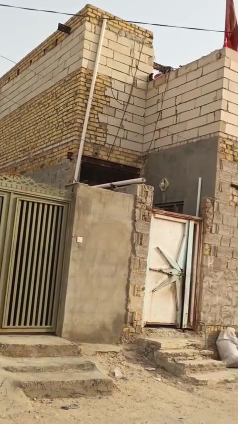سلام عليكم بيت مساحة 55 متر بحي رحمه بشارع حمزء القصاب 37 رقم ***********
