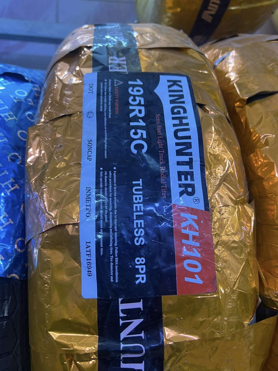 السلام عليكم يعلن الخزرجي لتجاره الاطارت والبطاريات عن وصول بضاعه جديده انتاج 26 بطاريات (صيني /ماليزي /كوري ضمان استبدال البطاريه لمده 6 اشهر  
أسعار تنافسيه 
البيع مفرد فقط 
***********
