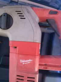 دريل همر ميلواكي مستخدم نضيف فارغ دريل فقط 150 الف قفل قفل الي يفيده ي...