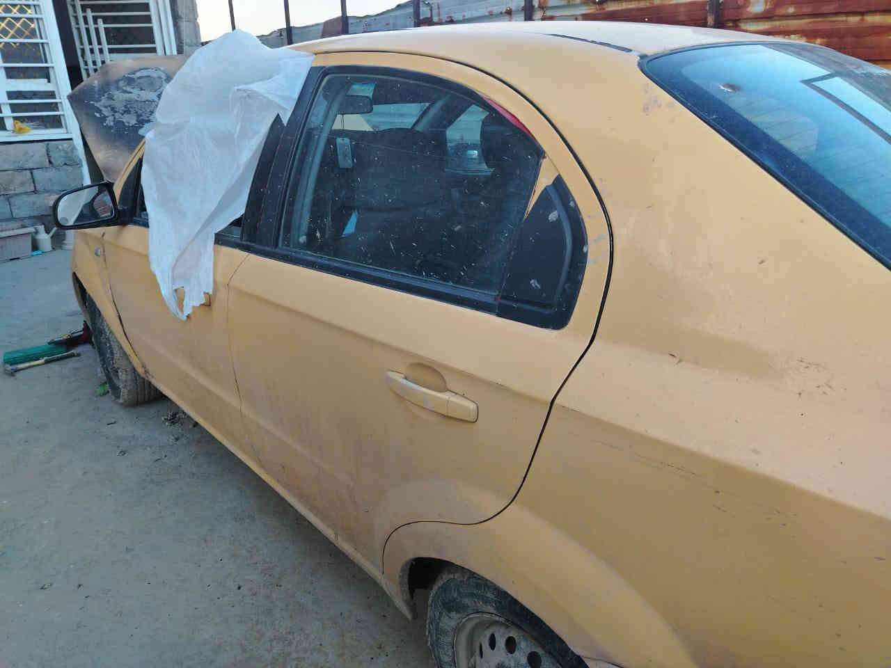 سيارة للبيع السياره افيو رقم أنبار محور محرك كورلا 1600 التضرر بالحريق بس الكهرباء مال المحرك وقاعدة الفيوزات والبنيد الظفيره اشتريتها بقت بس قاعدة فيوزات وشغل الكهربائي المكان بغداد ابو غريب رقمها انبار الماني للاستفسار الاتصال على ***********
