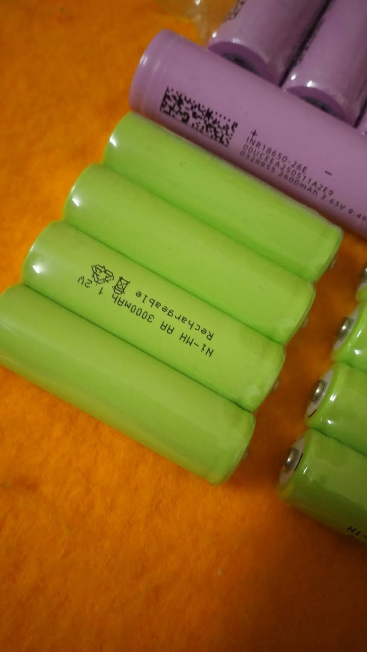 بطاريات ليثيوم حجم صغير 12 قطعه . مع التوصيل ((25)) المهتم تواصل خاص توصيل متوفر


**إذا كنت صاحب هذا الإعلان وتريد حذفه لأي سبب، رجاءا أرسل رسالة إلى الدعم الفني**