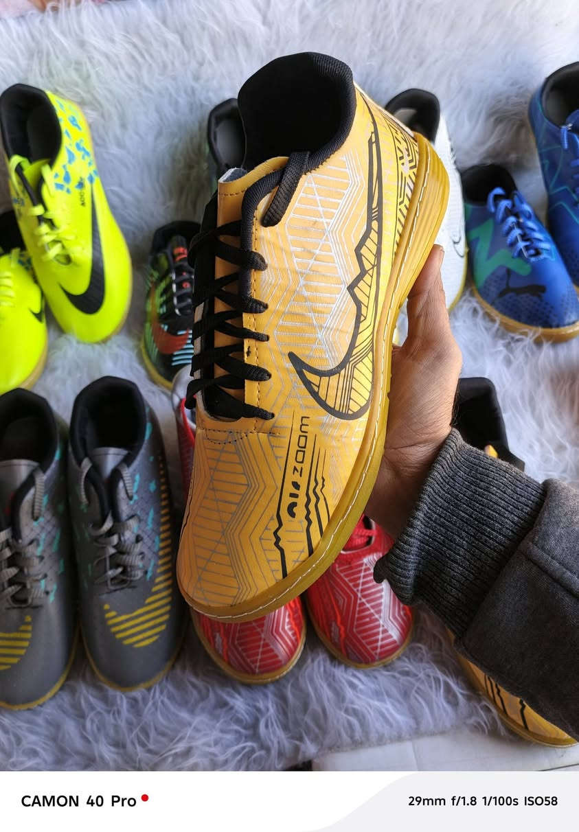 أنسب الأسعار 
حذاء لابجين رجالي مخيط 40-45
الكارتون 8 قطع 18 الف


**إذا كنت صاحب هذا الإعلان وتريد حذفه لأي سبب، رجاءا أرسل رسالة إلى الدعم الفني**