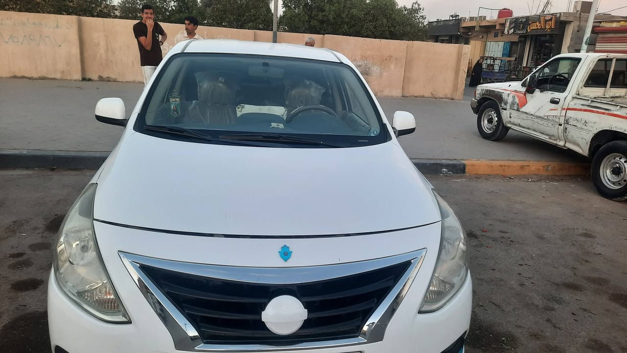 سلام عليكم نيسان سني ماشيه 100 موديل 22 مكاني بصرة زبير للاستفسار على الرقم ***********
