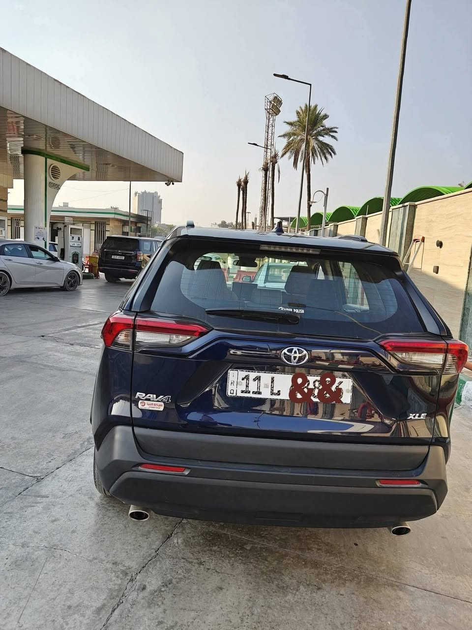 السلام عليكم
تويوتا راف فور  2023 xLE 

‏

وارد امريكي حادثها موضوح صور مع سونار 

ماشية 25 الف حقيقي 

 

حجم المحرك 4 سلندر  2500 بانزين فقط 

المواصفات :

بصمة ابواب

بصمة تشغيل

الشاشة الجبيره 

تحديد مسار 

رادار أمامي(تحديد مسار)

رادار جانبي (نقاط عمياء) على المري 

رادار خلفي(التحذير من الاصطدام)

تحكم وضعيات القيادة Drive Modes 

ابل كار بلي بلوتوث بدون وياير

اوتو ستارت (Auto start)

اوتو ستوب(Auto Stop)

هاند بريك بصمة

اوتو هولد(Auto Hold) 

تحكم وضعيات القيادة,ECO,NORMAL,SPORT  

مانع انزلاق 

تحكمات استيرن 

وبقية المواصفات المعروفة

رقم بغداد دولي بسمي تحويل مباشر سنويه هزه جديد بأسمي تحويل ثاني يوم

السعر 232 ورقه

اي اسفستار رقم صاحب السياره

***********

مكان بغداد كاظميه

غير متواجد على الفيس
