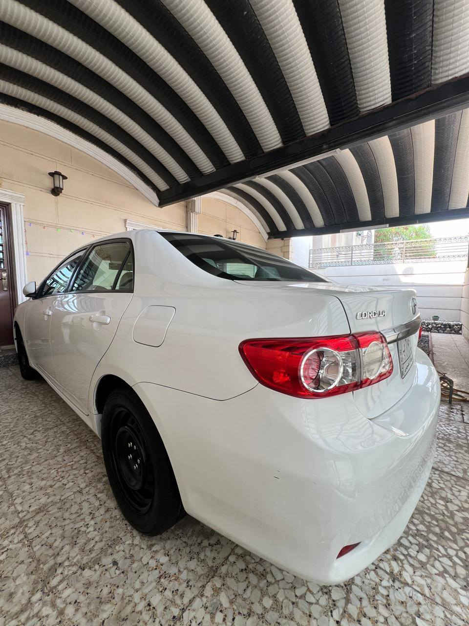 للبيع كورلا ٢٠١٢
امريكيه كلين
ماشيه ٥١ الف 
سيارة برغي ممفتوح بيه 
استعمال داخل المنطقه 
بيتي بلسيديه شرط للبياع مواصل بيه 
انظف سيارة بغداد 
***********
الشراي
