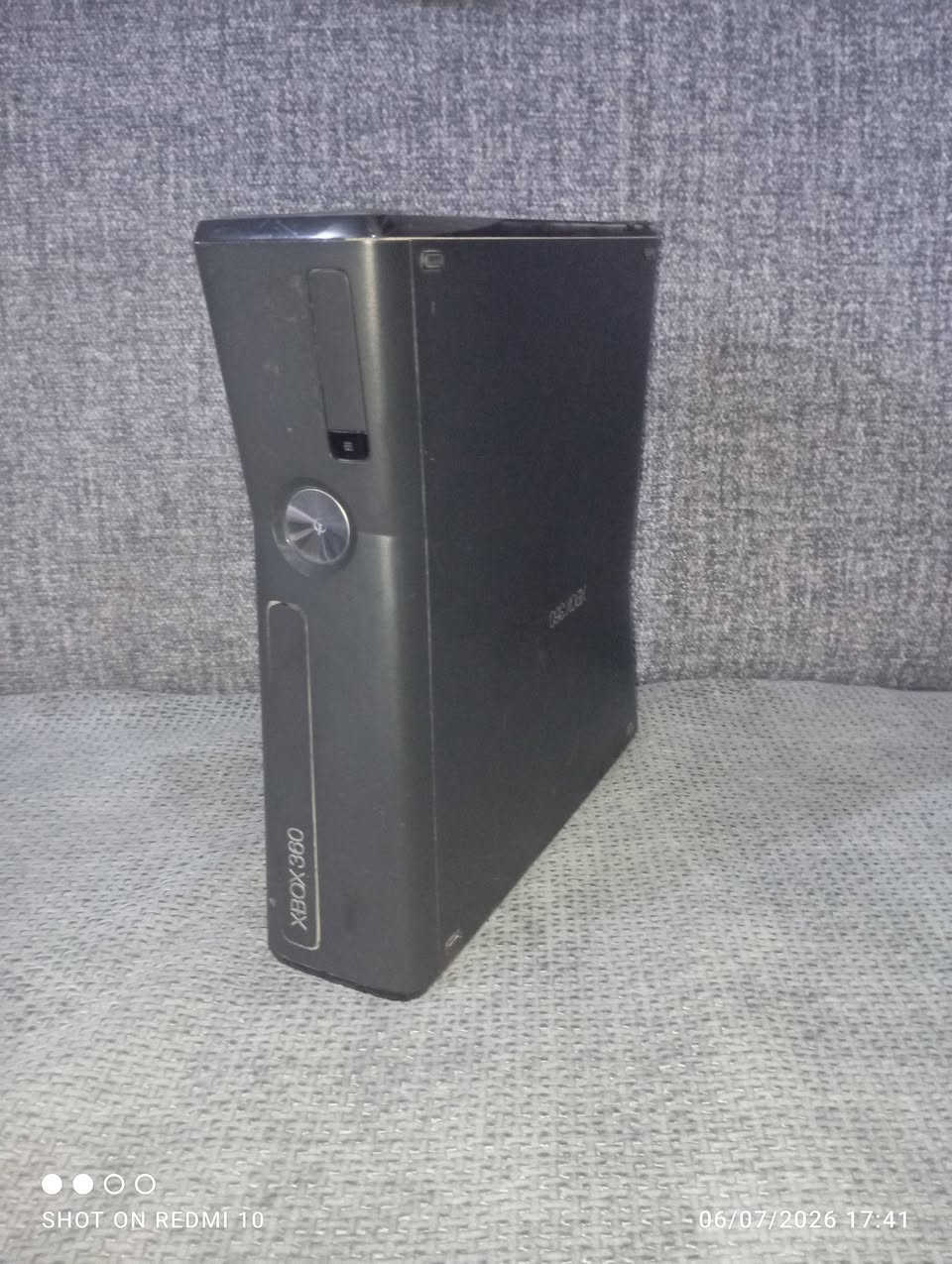اكس بوكس 360 سلم نضيف وكامل ملحقاته بس بدون يدات والسعر 90ألف وبيه مجال المكان حله مهندسين


**إذا كنت صاحب هذا الإعلان وتريد حذفه لأي سبب، رجاءا أرسل رسالة إلى الدعم الفني**