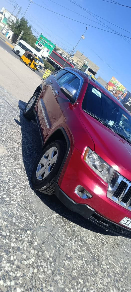 السلام عليكم  جيب شوركي  مديل 2012 بسمي بغداد  تحويل مباشر  مكفوله من ضربه  بيه مكانت صبغ ابيع احزام
محرك هيمي  5700.  فول واحد عله واحد سياره  محرك وكير وتبريد صدر كله جديد .  مكاني بغداد 
***********
