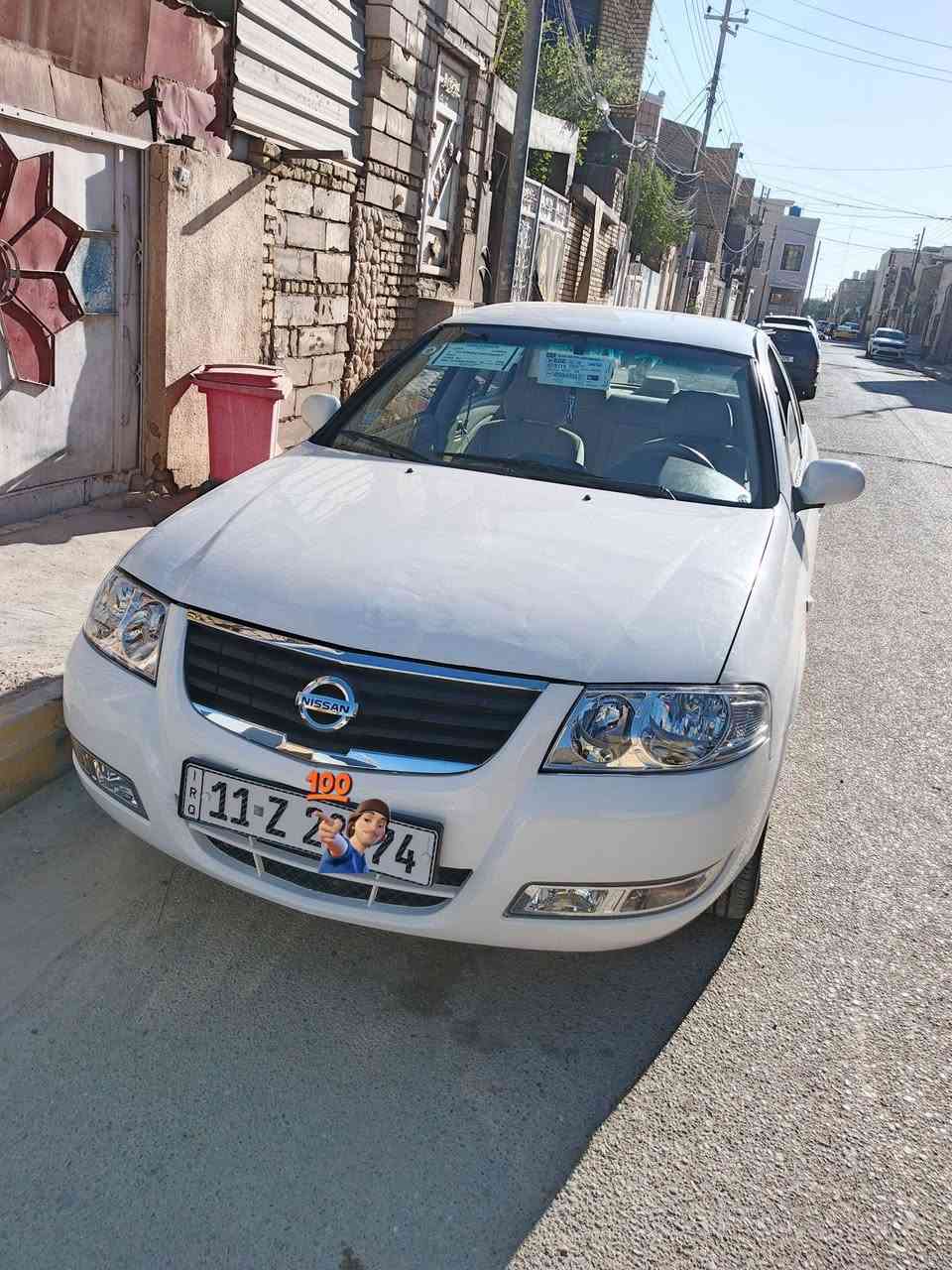 نيسان صني للبيع موديل 9
سياره جاهزه فول تخم تاير حداده من جميع النواحي كلها جديده وكفاله 
بيها هلالات معمريهن اثر خياس وبارد بل باب الخلفي الباقي كفاله عامه سياره خير من الله مكاني الناصريه مركز للاستفسار ***********
