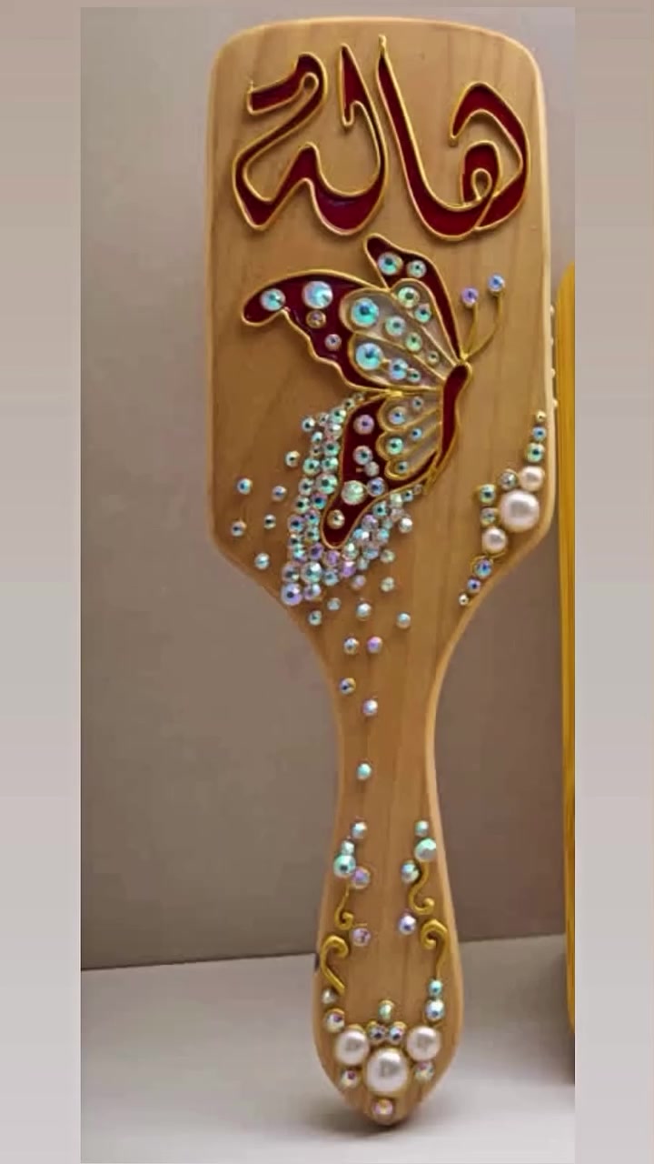 #هدايا_عيدالمعلم متوفرة بسعر ٥ و٦ و٧ 
حسب الرسمة والشغل 🩷 شي مميز وحلو 
باقي قطع محدودة 
توصيل خانقين ٢ وكل محافظات العراق بس ٥


**إذا كنت صاحب هذا الإعلان وتريد حذفه لأي سبب، رجاءا أرسل رسالة إلى الدعم الفني**