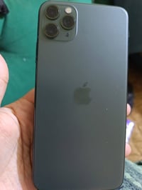 ايفون ١١ برو ماكس • مبدل بطارية • الحسينية