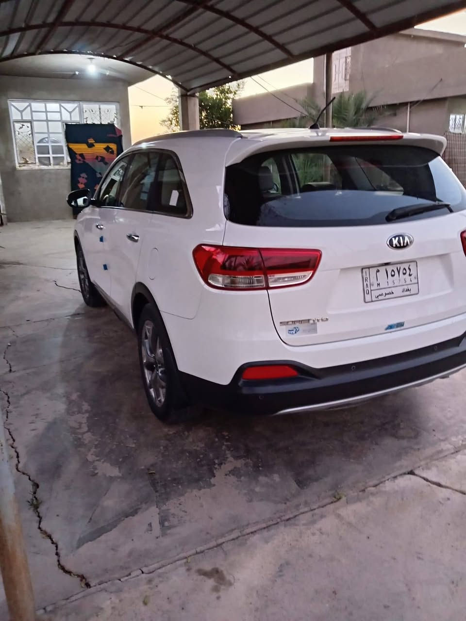 سلام عليكم.    كيا سورنتو خليجي
رقم بغداد

 موديل 2016

مكفوله من لصبغ ولتبديل 

لون ابيض 

٦ سلندر

 ٧ راكب 

مواصفات 

بصمتين: تشغيل وتقفيل 

بردات خلفية اصلية 

كشنات السائق كهرباء

كامرة بلادية دواره

حساس امامي وخلفي 

مري شفط 

تحكم استيرن فول 

حاكية : ابلوتوث: اوكس

تبريد ابيانو 

تبريد ٣ قطع 

اضواء ترحيب 

اشاير بلمري 

يدات نيكل اصلي 

لد خلفي

لد امامي   

دوشمه السياره بل كامل 

ويل اكروم ١٩ خمسه ويل كب

ماشية 170 الف ميل 

كير ومكينة وصدر  وتبريد خير من اللة 

سيارة جديدة معنى الكلام مال بيت 

مابية اي نقص 

 

السعر218 وبيها مجال   ( سورنار موجود ) 

 ديالى بعقوبه ***********
