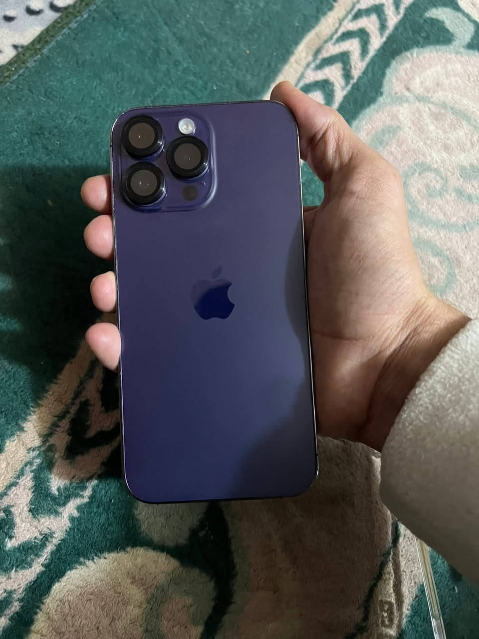 آيفون 14برو ماكس. نموذج M فيس إيدي شغال  مبدل شاشه و بطاريه ذاكره 256 للمراوس بآيفون أو بيع 650 وبي مجال عنواني الدوره  ***********
