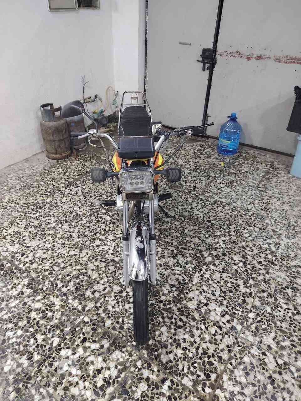 تايكر مديل ٢٠ باب اول محرك شرط شركه كفاله عامه نقص قبق زنجيل وتك اشاره فقط ٤٠٠ وبيها مجال بغداد الشعله الخطيب الزراعي ***********
