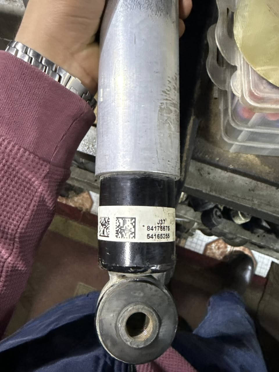 جوبلس خلفي x5 و x6 تفصيخ مال كصه اصلي مال bmwكروب ضمان و نضافه قيم و اخذ.  ***********
