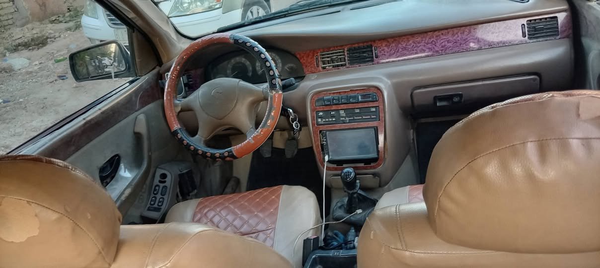 السلام عليكم سيارة مديل 11 هيه وغرمات مصفره كير مكينه حداديه تخم تاير السياره مدينه الصدر موجوده السعر30 وبيها مجال باسمي الاتصال على الرقم ما متواجده على الفيس مراسلة ⁨***********
