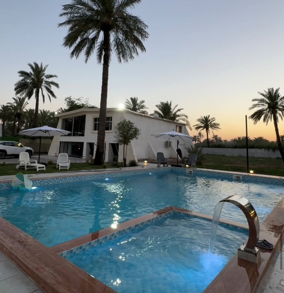 � مزرعة لازورد 🌿
✨ للإيجار اليومي بأجواء هادئة وطبيعة جميلة ✨

📍 العنوان: بغداد – المدائن – التويثة – شارع جامع الرسول

💰 أسعار مناسبة للجميع

✔️ مكان مثالي للعائلات والجلسات الخاصة
✔️ أجواء مريحة ومساحات خضراء
✔️ نظافة وخصوصية تامة

***********

📞 للحجز والاستفسار ع   
https://www.instagram.com/____lazwardresort?igsh=MTNibWJuZzZkanVpbg%3D%3D&utm_source=qr
