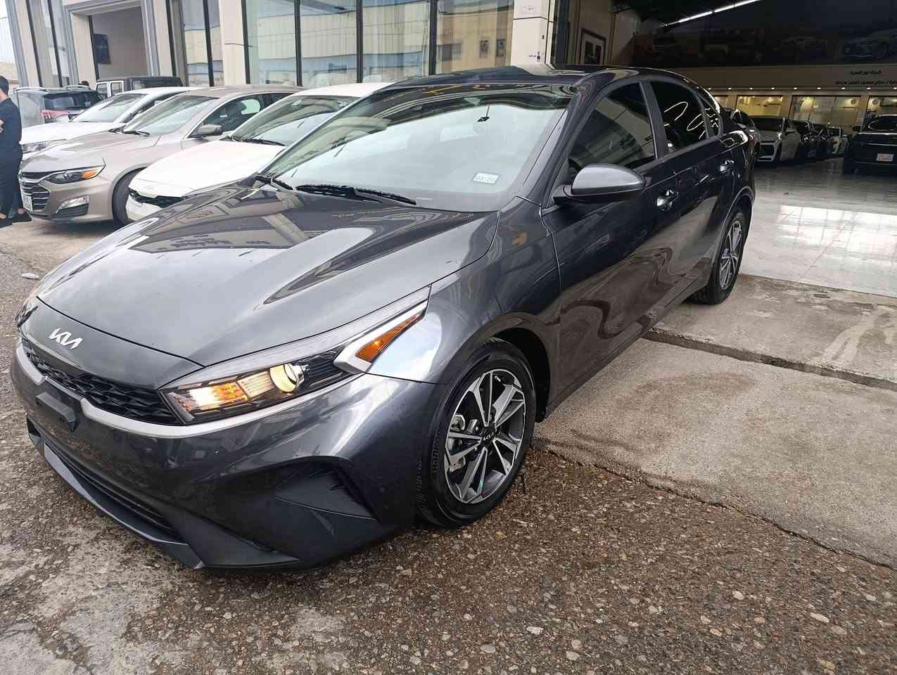 Kia Forti 
موديل 2024
ماشيه 14 الف ميل
لون نفطي
سعر 145 ورقه بدون رقم
رقم كاتي تترقم محافظات الاقليم
أربيل/دهوك/سليمانيه/حلبجه
مدة الترقيم 90 يوم من تاريخ الشراء 
حادث السيارة: بدون حادث مكفوله دعاميه ل دعاميه(فقط 3 قطع كلير امريكي بدون معجون فقط رش)
كافه الايربكات سلميه 💯/100شركه ماطاك
مواصفات 👇
محرك 2.0 دوش المرغوب
شاشه كبير 
ويل كب
تحكمات فول
رادار امامي و جوانب
سيارة باربيل شركة نور البصرة موجودة 
بيع فقط شراي يتصل
*********** واتساب 
***********
