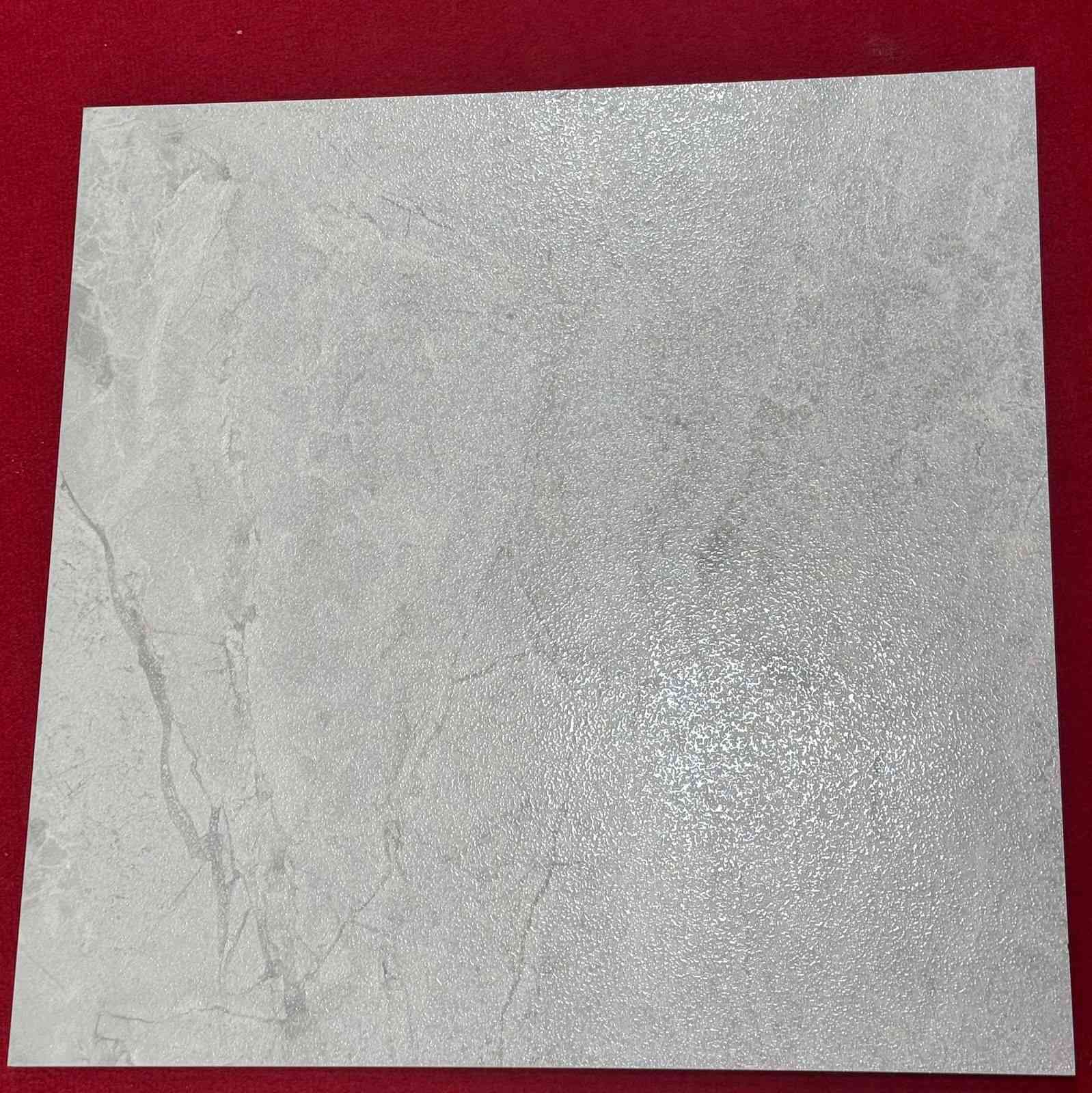 #بضاعه_جديده_وبسعر_الجمله
بورسلين إيراني نوعية ممتازه وبجوده عاليه
قياس 60×60 تدرجات اللون الرصاصي
من شركات مختلفه 

#يوجد توصيل لجميع المحافظات
#للحجز والاستفسار التواصل
واتساب 0783 624 9927
