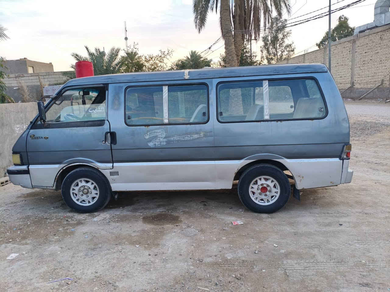 السلام عليكم كيه بسته للبيع 
موديل 1992
رقم أحمر صدامي
السياره نظيفه وجديده كلش
السعر 35وبيهه مجال 
وترهم مراوس بسياره حسب القناعه 
المكان بابل الكفل 
***********
