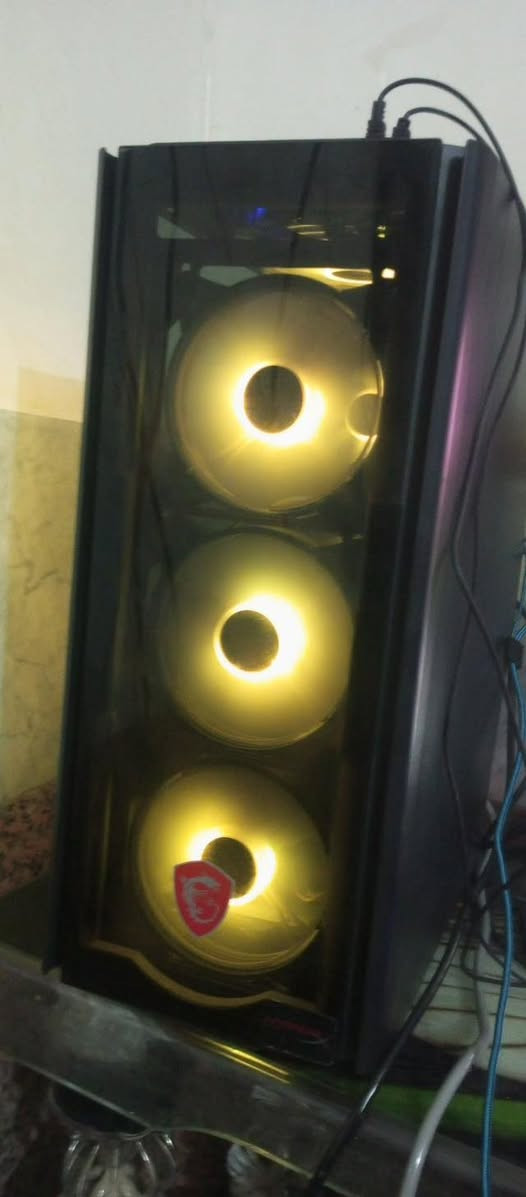 سلام عليكم ا مرخصت الادمن المحترم
تجميعه بي سي اقتصاديه للبيع
فقط كيس 
ملاحضه كرت الشاشه بي مشكله ماعرف شنو هيه بس ما يشتغل وسئلت علي كالو يتصلح وحالين اني ما شاده يعني فتحته 

المواصفات: i5 9400
Rx 580 8gb xfx
Ram 16gb
Hdd 1t ssd 512 ssd 128
بورسبلاي 400W 
اللوحه H310M
6فانات مع اضائه RGB مع ريموت تغير ال الوان

النضام: Windso11 Pro مفعل

تشغل جميع ال العاب بفريمات جيدا مثل فايف ام حياه الواقعيه فريمات بين 58 الى 45
لا يوجد توصيل العنوان كربلاء طريق النجف عامود 1031
السعر 365 بي مجال بسيط لشراي 
التواصل واتساب فقط: ‪***********‬
