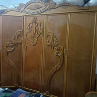 غرفة نوم • للبيع